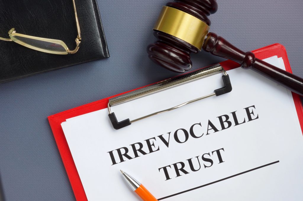 Arlen L. Card, Utah attorney at law, drafts in-depth but understandable Wills, Revocable and Irrevocable Trusts, and Powers of Attorney.
